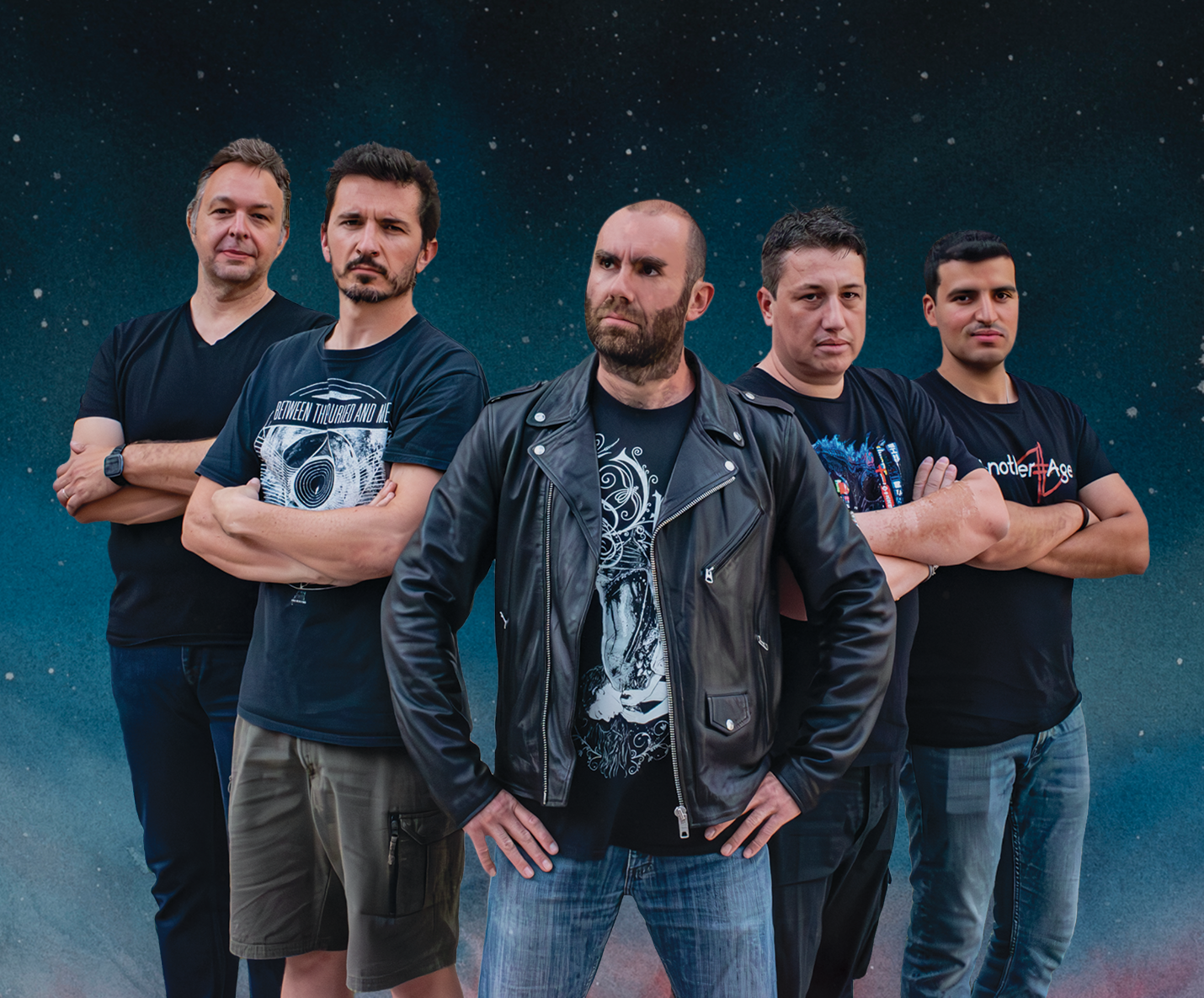 Benoît : guitars - Rémi : drums - Thomas : vocals - Olivier : keys - Tim : bass